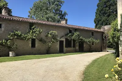 Image de Charming restored house 120m2 in listed Priory
