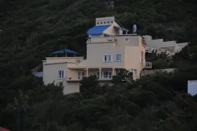 Four Couple Special  Four bedrooms with Four private bathrooms.