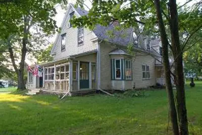 Image de Bulwinkles Place Vacation Rental, Large Ocean Front century home in Souris Pei