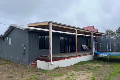 Image de Plenty of space inside and out within walking distance from Beach 3