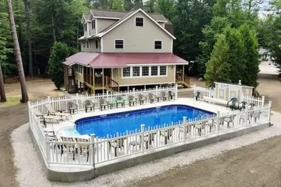 Image de Bear Brook Lodge - Large house with pool