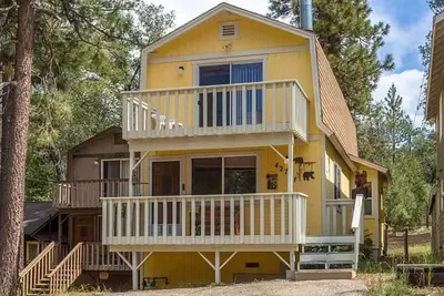 Image de Rustic Mountain Retreat. Trail access, fenced yard