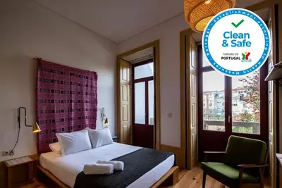 Image de Two Bedroom Duplex Apartment with Private Patio