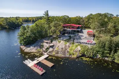 Image de Waterfront Cottage on Georgian Bay near Honey Harbour