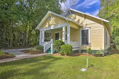 Image de Thomasville Cottage Near The Big Oak & Downtown!