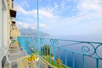 Image de Casa Olivo Marino B: A graceful apartment which faces the sun and the sea, with Free Wi-Fi.