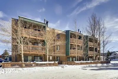 Image de 2 Bedroom close to Main Street with Common Pool and Hot Tub - Tc304