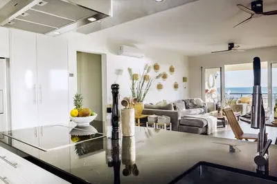 Image de Penthouse Apartment with spectacular sea views!