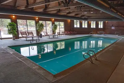 Image de Cascade Village Two Bedroom Wintergreen Condo by RedAwning