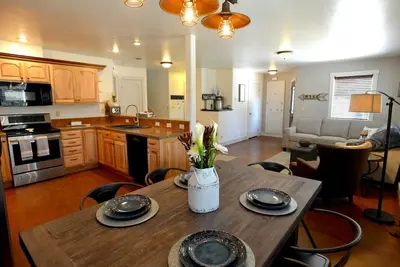 Image de Reedy Set Go! - Pet Friendly, Short Walk to Golf Course, Fenced Yard