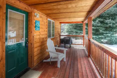Image de Hubbard Cabin in McCall - near Payette Lake, private hot tub, quiet