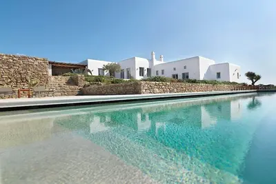 Image de Villa Palatial Mykonos | Villa Empire Estate | 7 chambres | Terrain de basket | Spa | Jacuzzi et sal