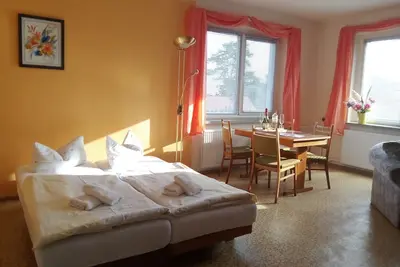 Image de FeWo Simone ( top right) - Ostalgiehaus - Holiday home on the Szczecin Lagoon