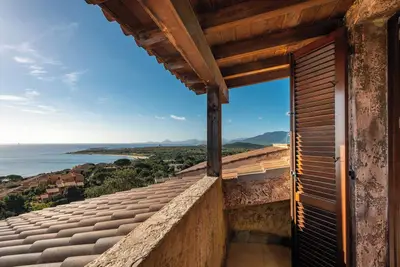 Image de Maison de vacances \"Il Pashà \" près de la mer avec vue sur la mer et jardin