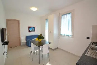 Image de Appartement moderne avec balcon à Rosolina Mare