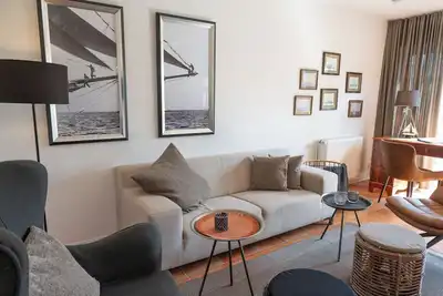 Image de Time out - terrace, garden furniture, shower room, fireplace, washing machine, parking space