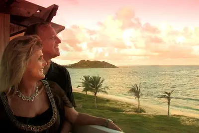 Image de Building A- Condo - Direct Ocean Front Views. . . directly on the beach.