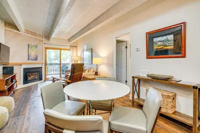 Image de 2 Blocks to Main St: Downtown Frisco Condo!