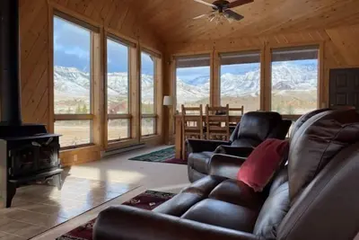 Image de Pinnacle of Wapiti- On the Way to Yellowstone, Large Family Home, close to River Access