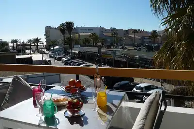 Image de Sol-y-Days Cigales de mer Studio aux étages côté mer