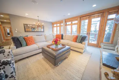 Image de 4 bedroom Ski-in Ski-out condo