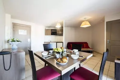 Image de 2 pièces 4 personnes