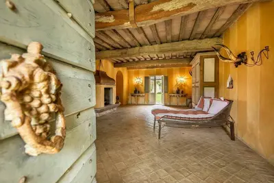 Image de Villa à Montalcino avec 8 chambres à coucher, 16 couchages