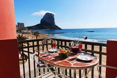 Image de Calpe 2 Sybille Gania Vista al mar 1a línea de playa