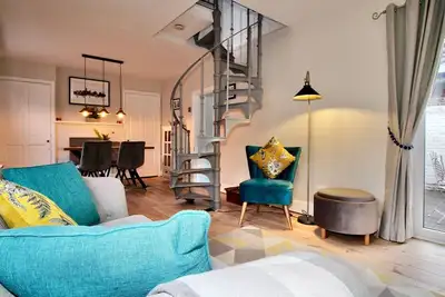 Image de A Character Cottage in Historical Canterbury - Pass the Keys