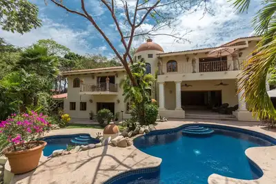 Image de Luxury And Private Mansion