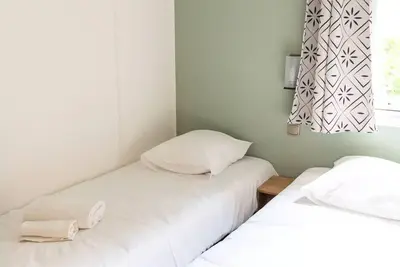 Image de Sunêlia Prestige Escapade 2 chambres 1 salle de bain 32 m² + Grde Terrasse bois semi couverte 15 m² 4 personnes