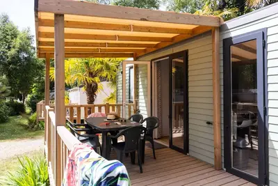 Image de Sunêlia Prestige Escapade 3 Chambres 1 salle de bain 35 m² + Grde Terrasse semi couverte 15 m² 6 personnes