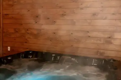 Image de Upstate getaway! Jacuzzi, pool table, Casino, Ski! ! !