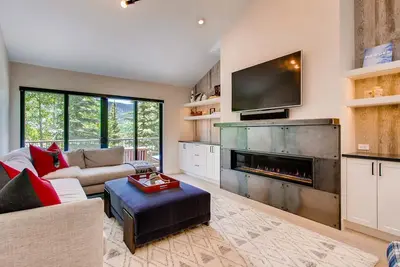 Image de Vail 4 Bdr Mountain Modern Townhouse w/ Luxury Design