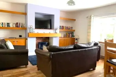 Image de Beach Approach Cottage - 30 steps from beach - Luxury - table tennis - Netflix S