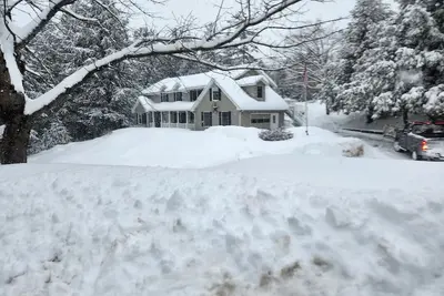 Image de Skiing, snowshoeing, snowmobile/Atv trails, hunting, hiking and kayaking