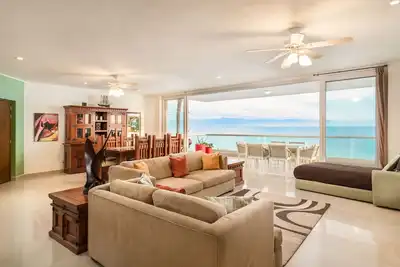 Image de Punta V 1 Paradise Beachfront:Steps to the Sand