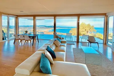 Image de Luxury Villa, breathtaking sea views. Passivhaus- valdoviño - Coruña