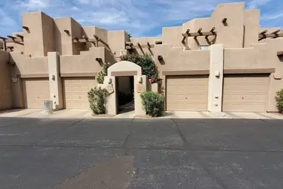 Image de Relax and Comfort | 2 Br in Old Town Scottsdale