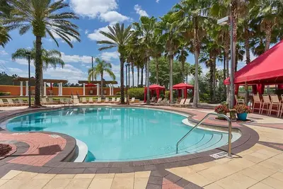 Image de Sanitized-Gated Resort-5 Bedroom-Private Pool-Free Wifi-Near Disney