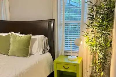 Image de Demure 3-bedroom bungalow in Atlanta. 7 minutes from Mercedes-Benz Stadium