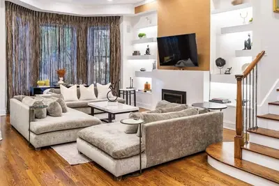 Image de Private, Discreet, Luxury Chicago Gold Coast Mansion, Event-Capable.