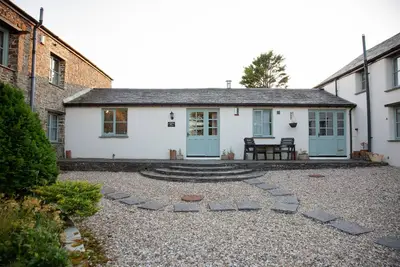 Image de Cottage With Indoor Swimming Pool In Stunning Rural Location Near Ocean