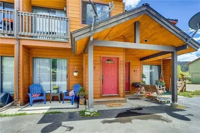 Image de The Sarenne: quiet townhome in Bills Ranch