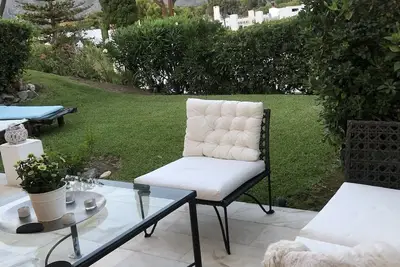 Image de Beautiful Ground Floor House on the golf course