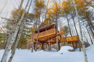 Image de Unique Treehouse Near Mt Sunapee