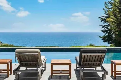 Image de 50% Off! Malibu Ocean Escape • Pool • Walk to Beach