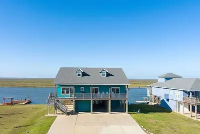 Image de Gorgeous Home w/ Sargent Beach/Icw Views