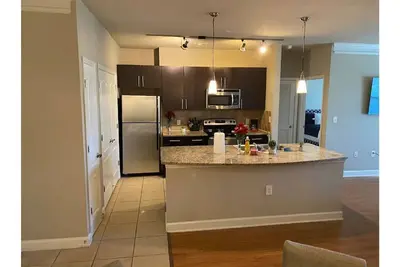 Image de Upscale Modern Apartment in Midtown