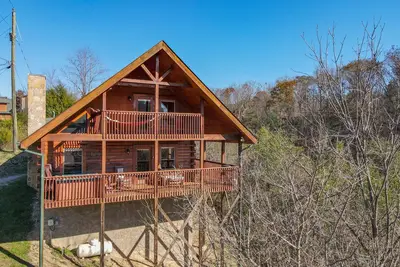 Image de Cozy Cabin close to Pigeon Forge with Hot Tub